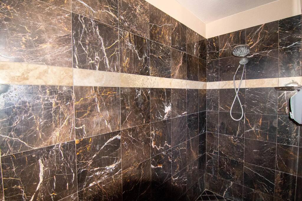 Tacit Shadow Resort Paradise Deluxe Suite, Gym, Coffee Bar, Hot-Tub, Free Laundry, Food Available Parowan Exterior foto